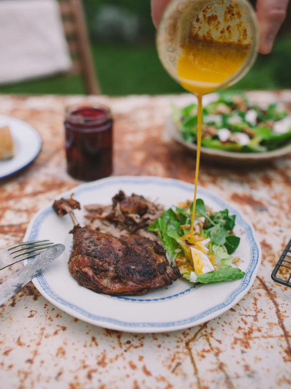 Goat's cheese, walnut & cranberry salad with a honey mustard dressing